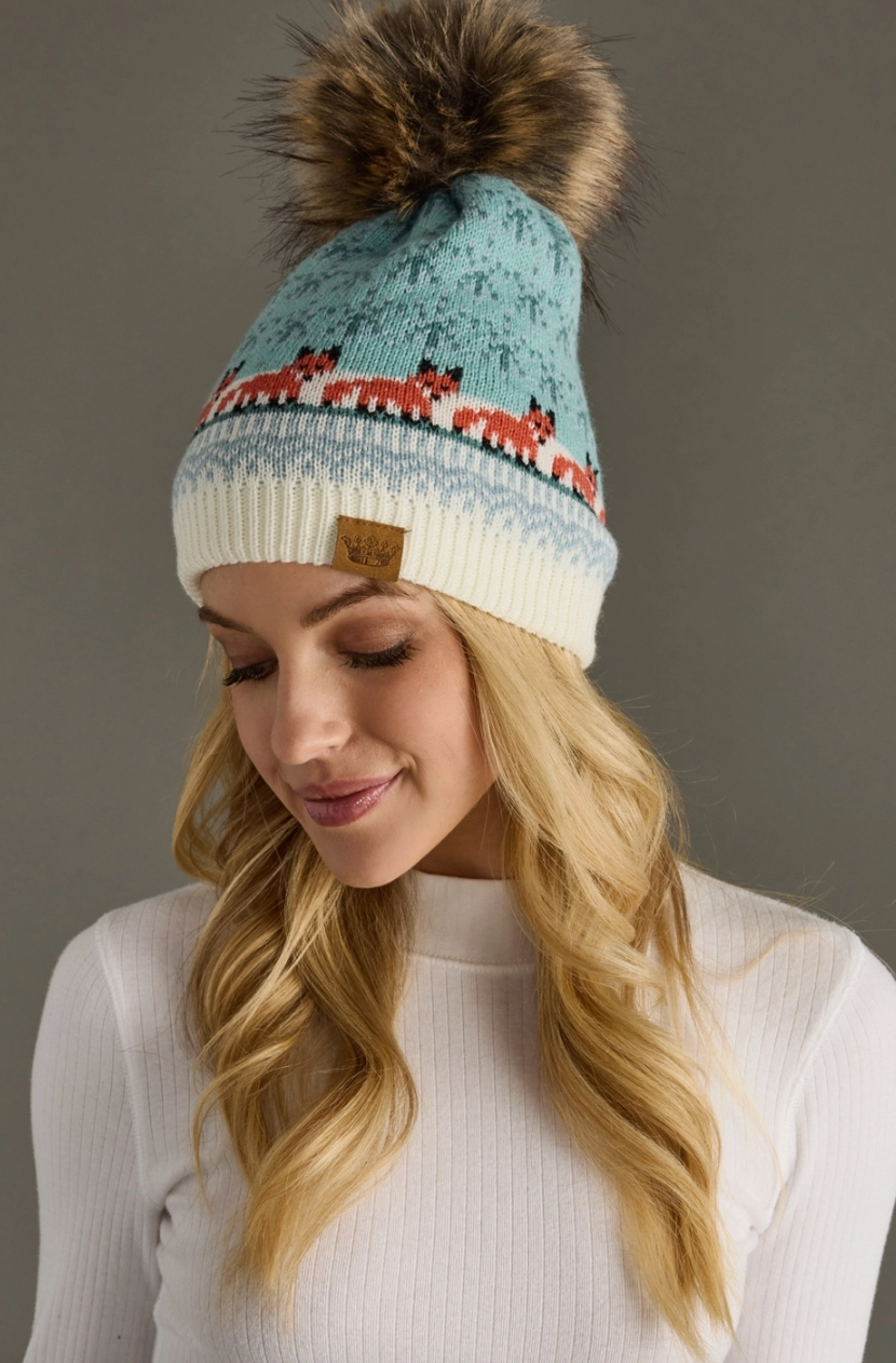 LT. BLU FOX PATTERN HAT