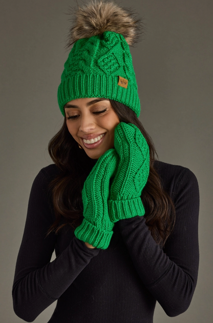 BRIGHT GREEN CABLE KNIT POM HAT