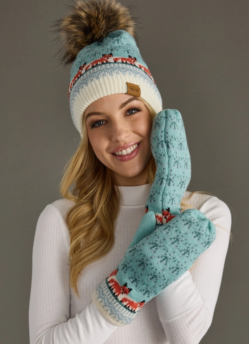 LT. BLU FOX PATTERN HAT