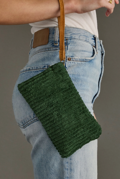 DARK GREEN CORDUROY WRISTLET