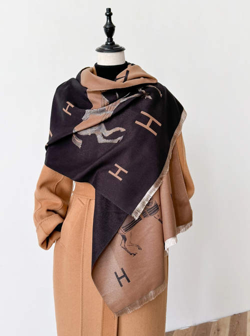 Equestrian Black / Tan Stable Reversible Wrap